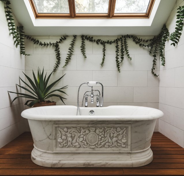 Freestanding Soaking Tub