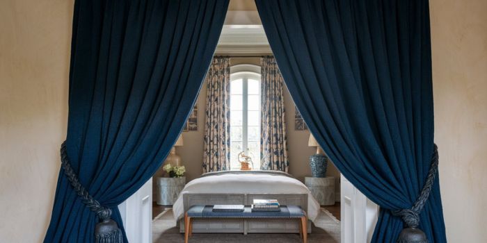 18 Stylish Bedroom Curtain with Drapes Ideas for Every Season